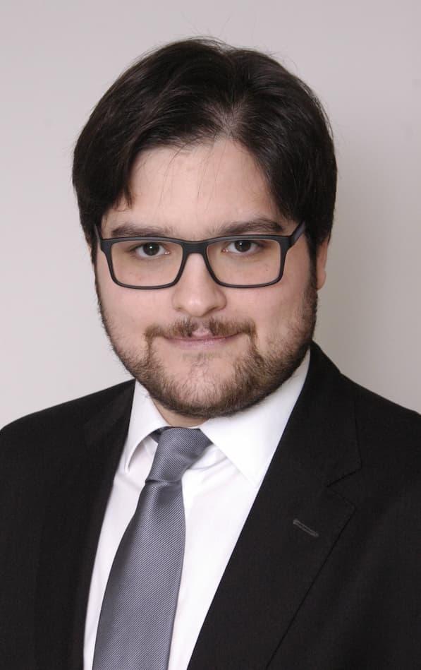 lawyer-spain-saul-gonzalez-claros